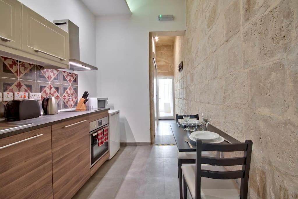 Vallettastay Old Lodge Apartment 4 Εξωτερικό φωτογραφία
