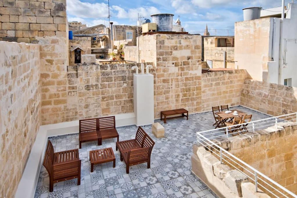 Vallettastay Old Lodge Apartment 4 Εξωτερικό φωτογραφία